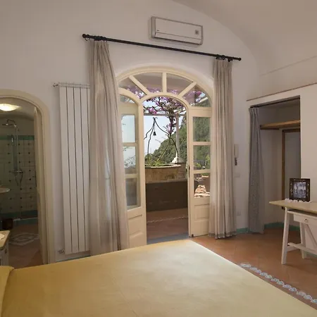 Ambra * Positano