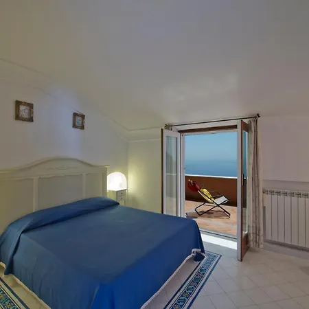 Ambra Positano